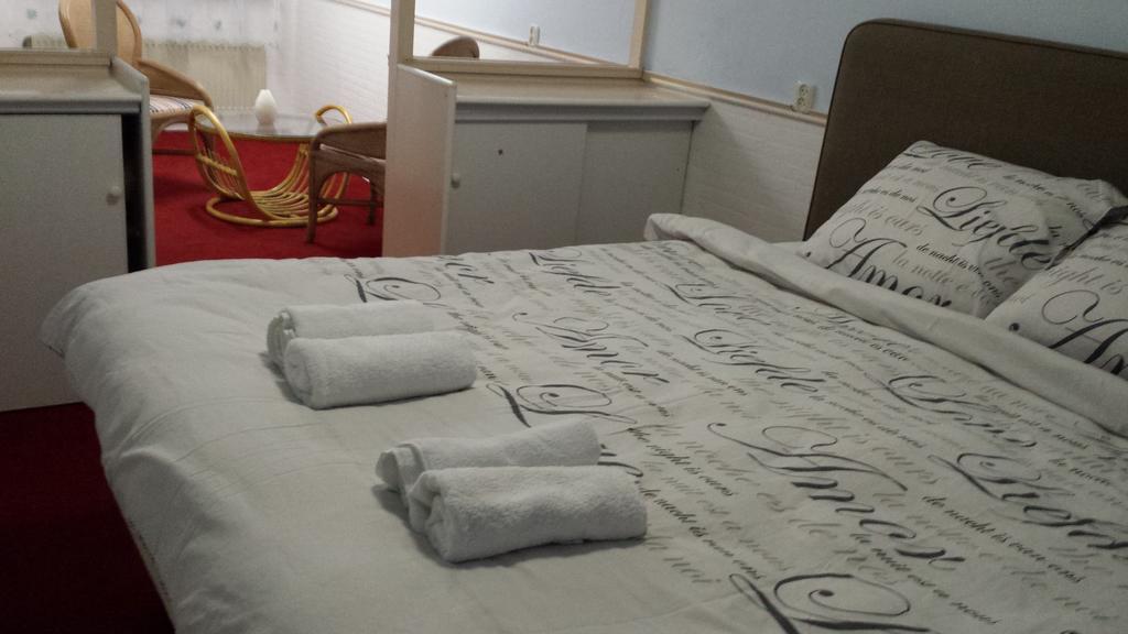 Sewdien'S Apartment Beverwaard روتردام الغرفة الصورة